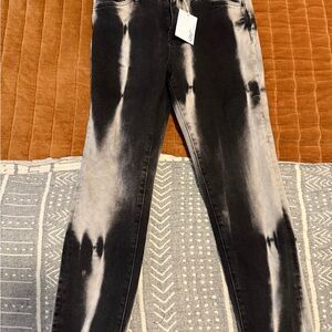 Vervet Acid Dye Haylie Stylish Black and Gray Women's Jeans